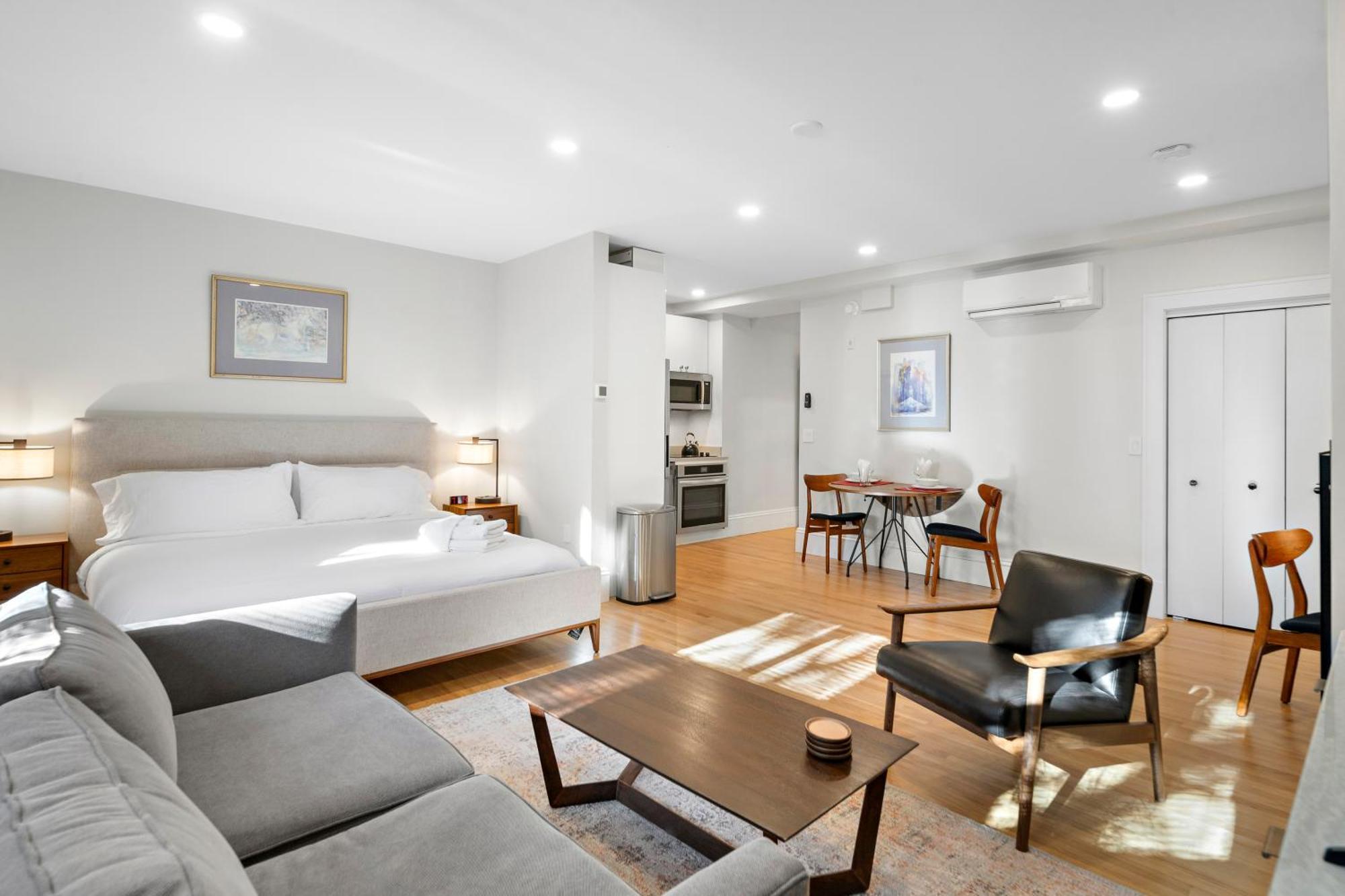 Charlesgate Suites Boston Exteriör bild