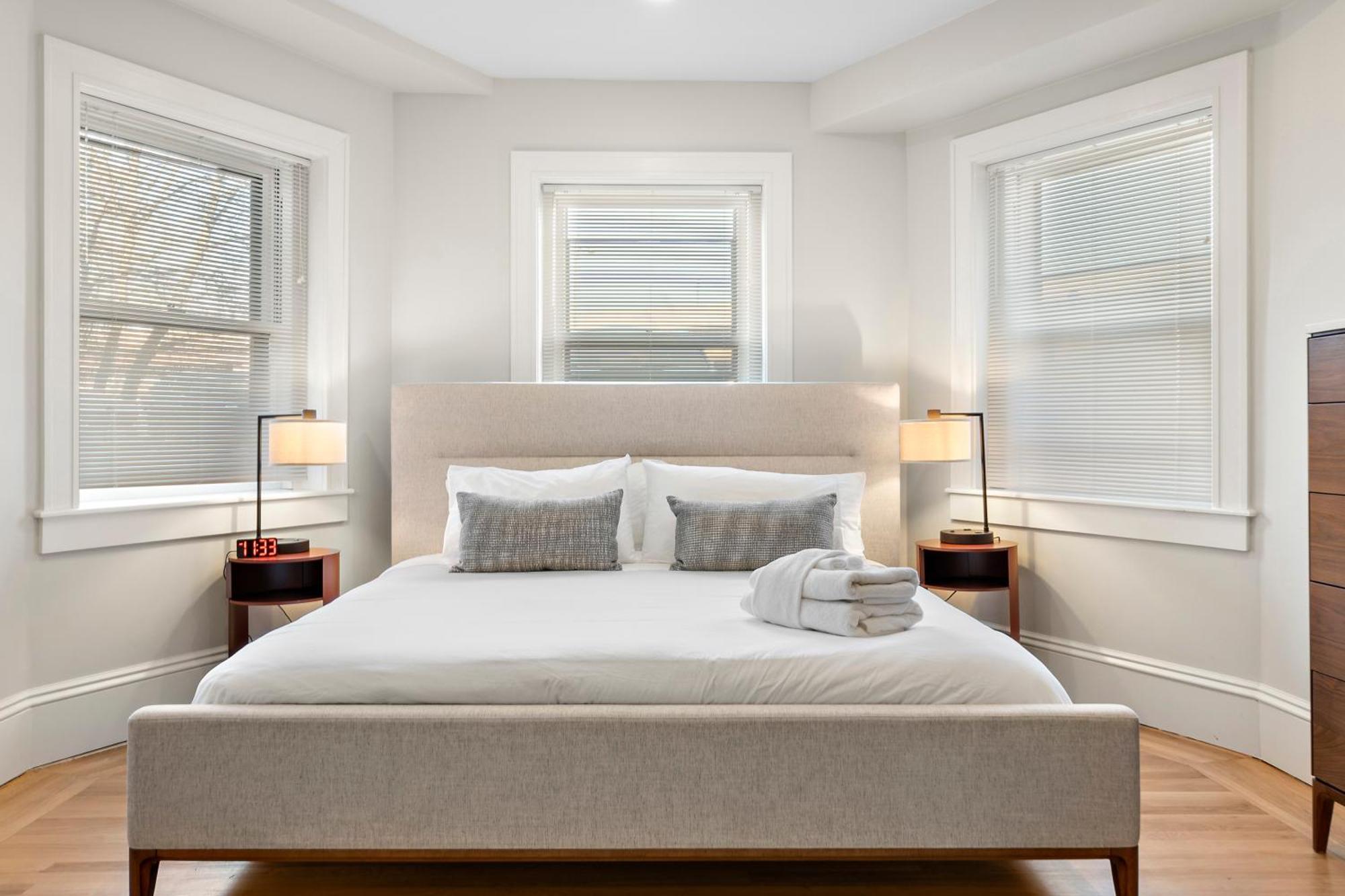 Charlesgate Suites Boston Exteriör bild